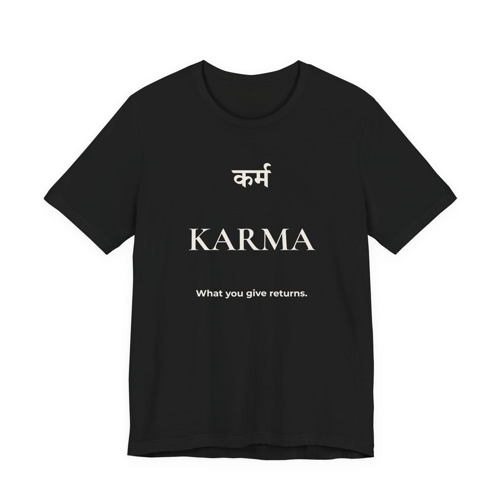 Karma T-Shirt – Minimalistisches Sanskrit Design
