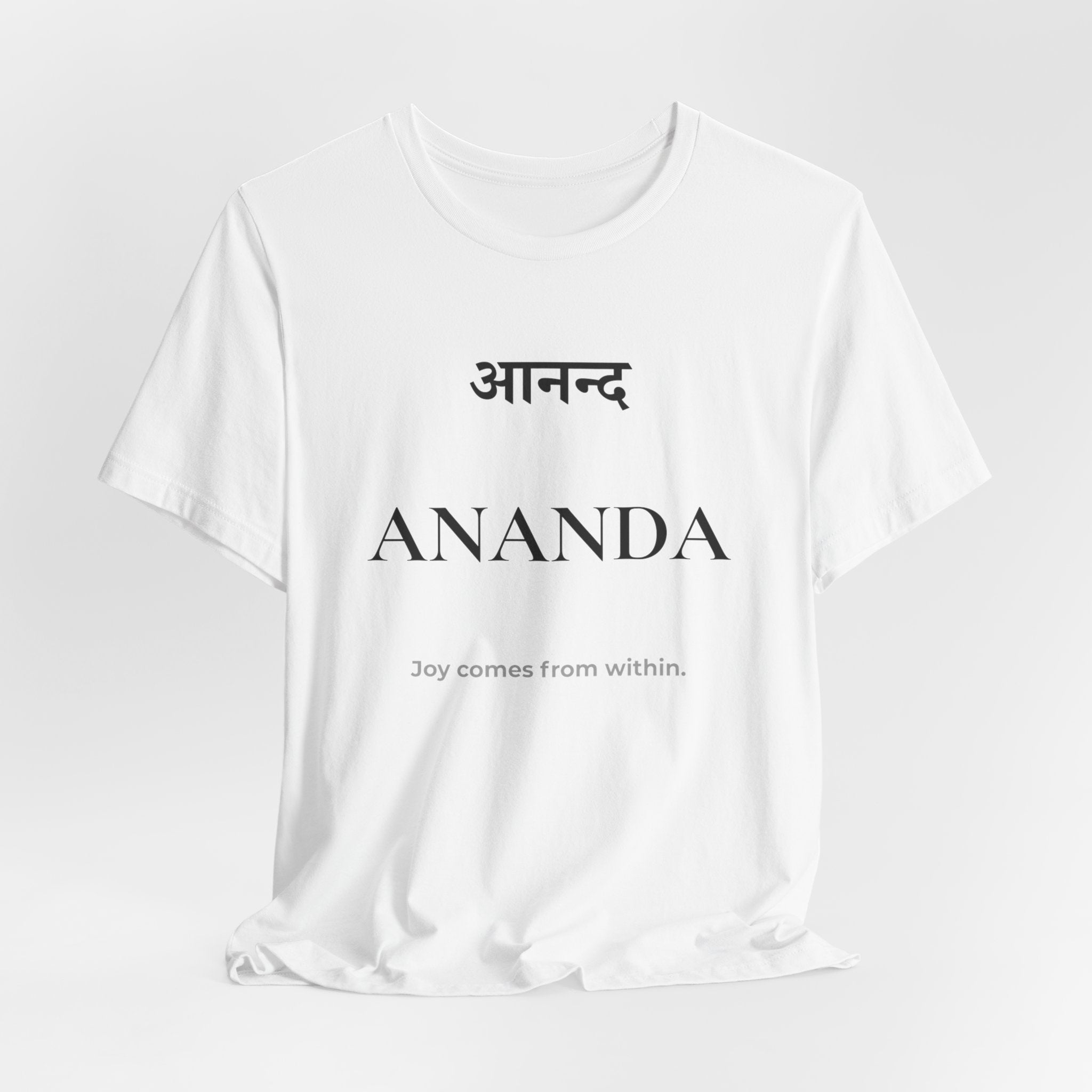 Ananda T-Shirt – Minimalistisches Sanskrit Design