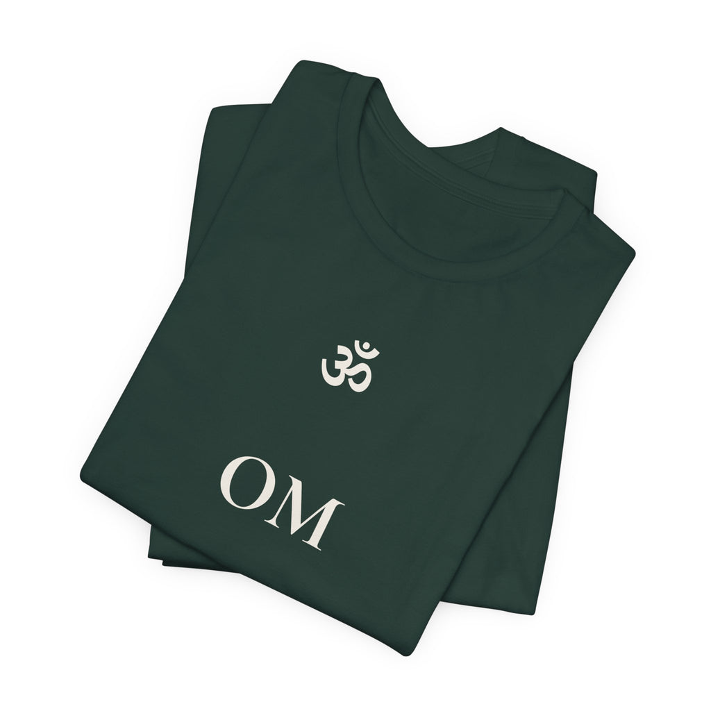 Om T-Shirt – Minimalistisches Sanskrit Design