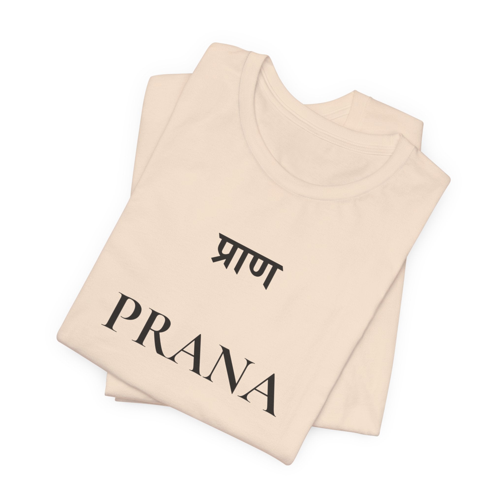 Prana T-Shirt – Minimalistisches Sanskrit Design